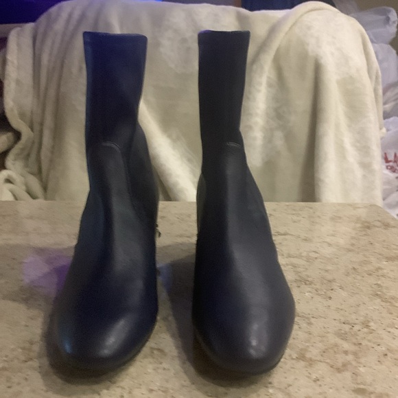 NWOT Stuart Weitzman Navy Blue Allshine Leather Sock Booties Size 8 - Picture 6 of 10